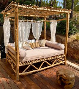 Mas des îles dOr - Vue mer unique, Piscine chauffée, Jacuzzi, Tennis