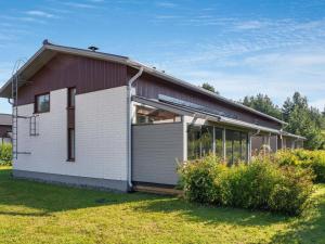 Holiday Home Jäähelmi by Interhome