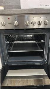 Cozy und central Apartment for 4 near pub transport