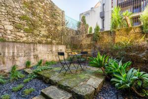 Modern & Cozy Flats with Terrace by HostWise