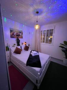 2 Bed room Elegant Apartment in Tangier, just 5 min away from The center, Beach, Mall and TGV