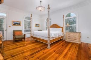 Villa Del Mare PRIVATE POOLHOT TUB, OCEAN VIEWS, ELEV!