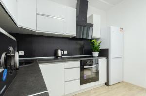 Lebedinny Flat, Ліфт, Вода, Опалення, WiFi, працюють при відключенні єлектрики