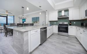 Phoenix Gulf Shores II 1703