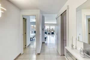 Apartamento con vistas a mar y canal. Empuriabrava