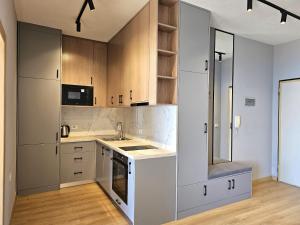 One Bedroom Apartment With Sea View