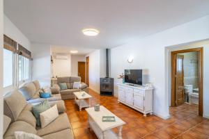 Cubos River Side House Coin