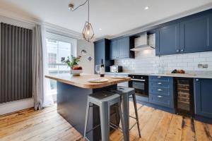 4 Bed in St. Ives oc-uppcr