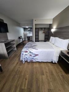 Red Roof Inn & Suites Marysville