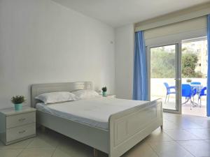 Eri Summer Apartment 148