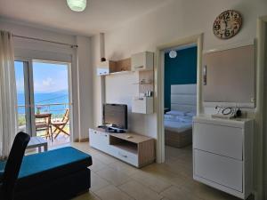 Sea View Apartment in Saranda 060