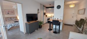 LEscale de lAéropostale