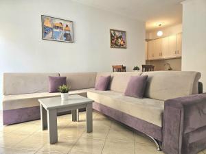 Eri One Bedroom Apartment 155