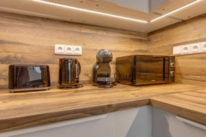 Stylish Central Prague 3BR 3BA Apartment by Wenceslas Square