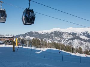 Appartement Neuf de Luxe avec 3 Suites à Courchevel 1850 - FR-1-830-12