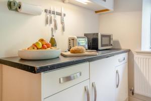 2 Bed in The Hendre oc-h33314