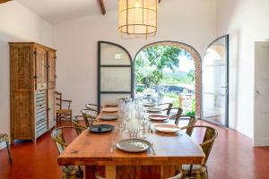 17Th Century Provençal Farmhouse With Pool