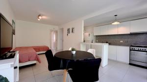 Depto Al A - Depto Zona Playa Grande para 4 PAX Con Cochera - Hola Sur