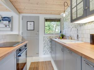 Holiday Home Enia - 870m from the sea by Interhome