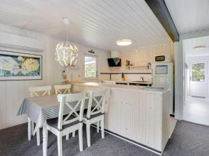 Holiday Home Ilsebeth - 1km from the sea by Interhome