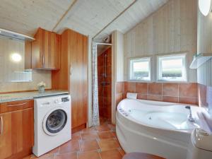 Holiday Home Brynhild - 400m from the sea by Interhome