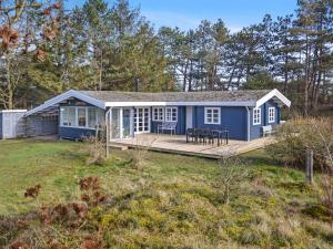 Holiday Home Semund - 2km from the sea by Interhome