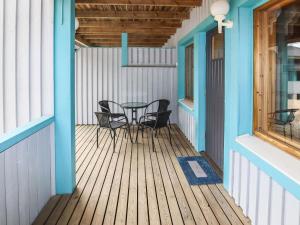 Holiday Home Taukotuli 4 paritalon alakerta by Interhome