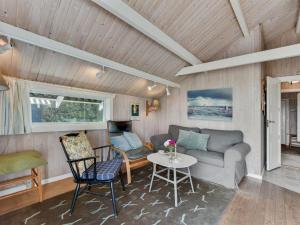 Holiday Home Kylli - 600m from the sea by Interhome