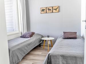 Holiday Home Lakevillas b1 by Interhome