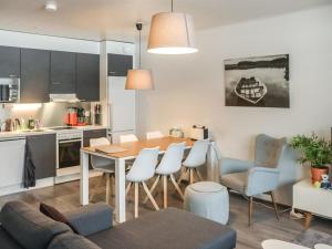 Holiday Home Lakevillas b1 by Interhome