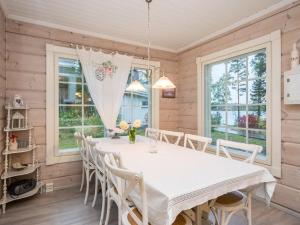 Holiday Home Tyssinniemi by Interhome