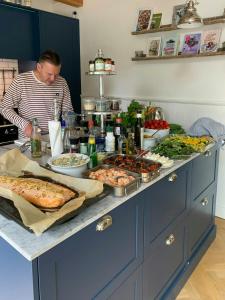 New England Inspired Holiday Home In Rågeleje