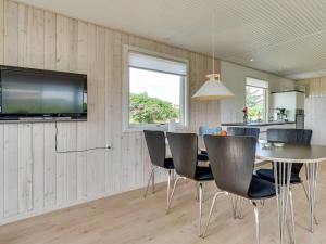 Holiday Home Kris - 200m from the sea by Interhome