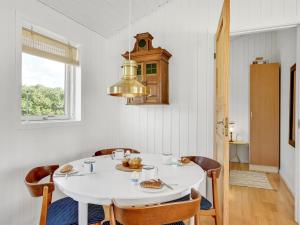 Holiday Home Köbes - 200m from the sea by Interhome
