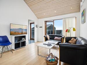 Apartment Elara - 200m from the sea by Interhome