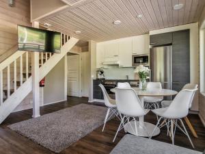 Holiday Home Himoksen keiju 2 by Interhome