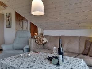 Holiday Home Hinz - from the sea by Interhome