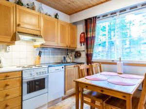 Holiday Home Oivanpyhä c 10 by Interhome