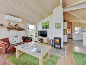 Holiday Home Electra - 500m to the fjord by Interhome