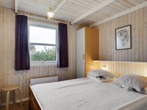 Holiday Home Tino - 900m from the sea by Interhome