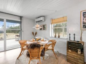 Holiday Home Roswitha - 1-5km from the sea by Interhome