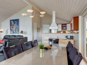 Holiday Home Ritte - 200m from the sea by Interhome