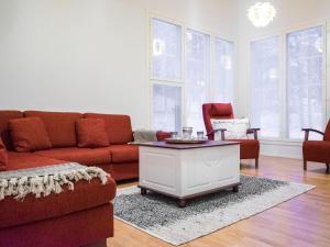 Holiday Home Kuuttivilla by Interhome