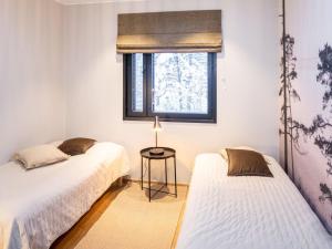 Holiday Home Vaaranhelmi by Interhome