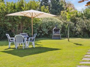 Holiday Home Merit - 800m from the sea by Interhome