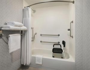 SpringHill Suites Pittsburgh Mills