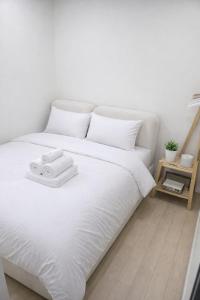 2025년신축건물#따뜻한난방#투룸#퀸침대2개#신림역3분거리#2호선#명동#홍대#이태원#강남