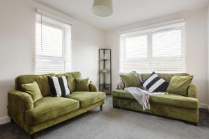 Aylesbury 4BR House-Garden & Parking Sleeps 10
