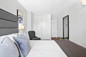 Modern Luxe 1 Bedroom Apartment with central location