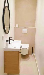 Central city 2 bedroom apartment with terrace and parking